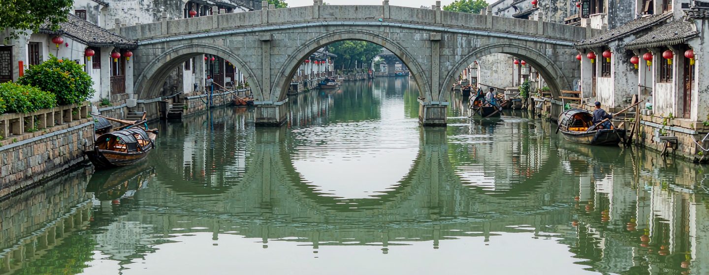 Fangsheng Bridge arching over the canal in Zhujiajiao water town