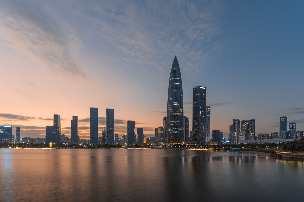 Sunset over Shenzhen Bay, with the China Resources Tower on the skyline