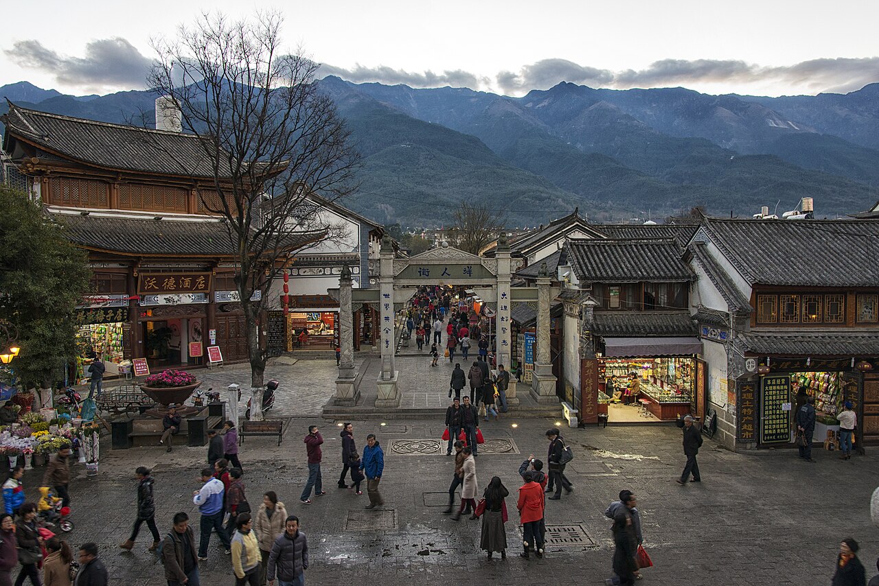 A gate of Dali old town with Cangshan behind