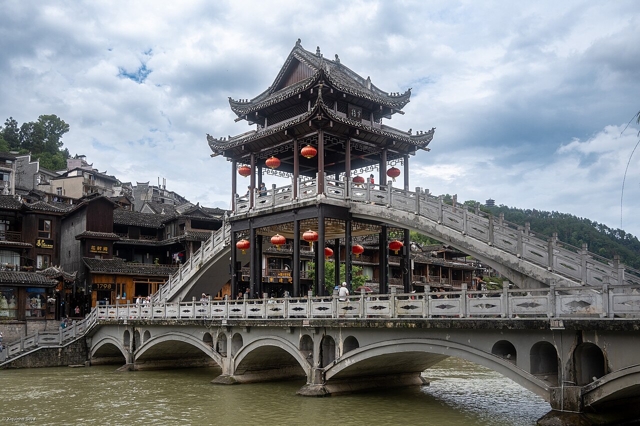 Stilt houses of Fenghuang on the Tuo River