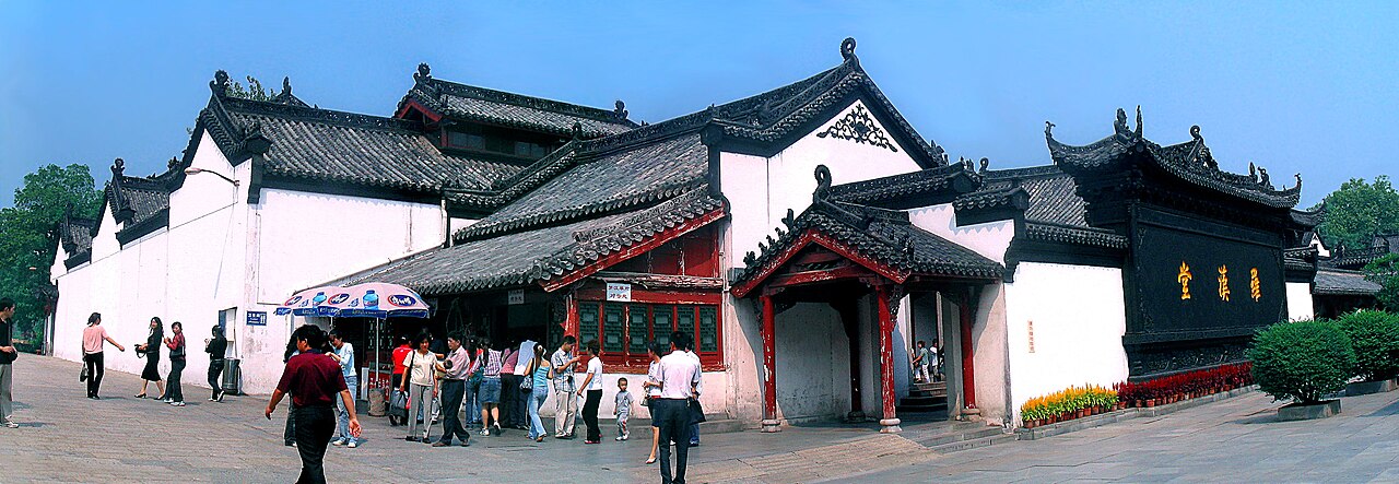 Luohan Hall in Wuhan's Guiyuan Temple
