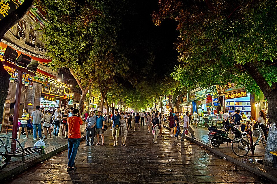 Lantern-lit food street in Xi’an’s Muslim Quarter at night