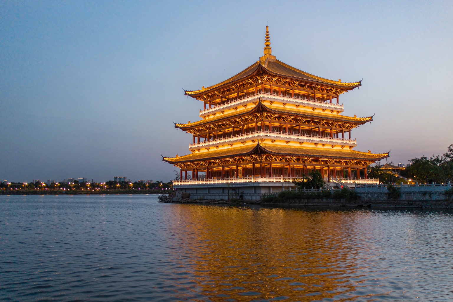 Photo of the Du Fu Jiang Ge on September 27, 2010. Du Fu Jiang Ge or Riverside Pavilion of Du Fu, is a Chinese pavilion